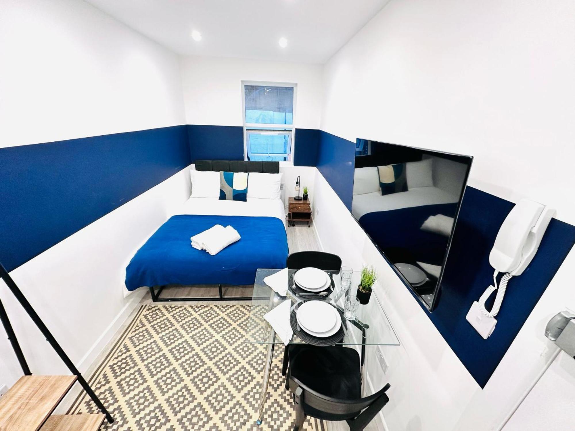 High Standard Central Studios Perfect For Tourists! Лондон Екстер'єр фото