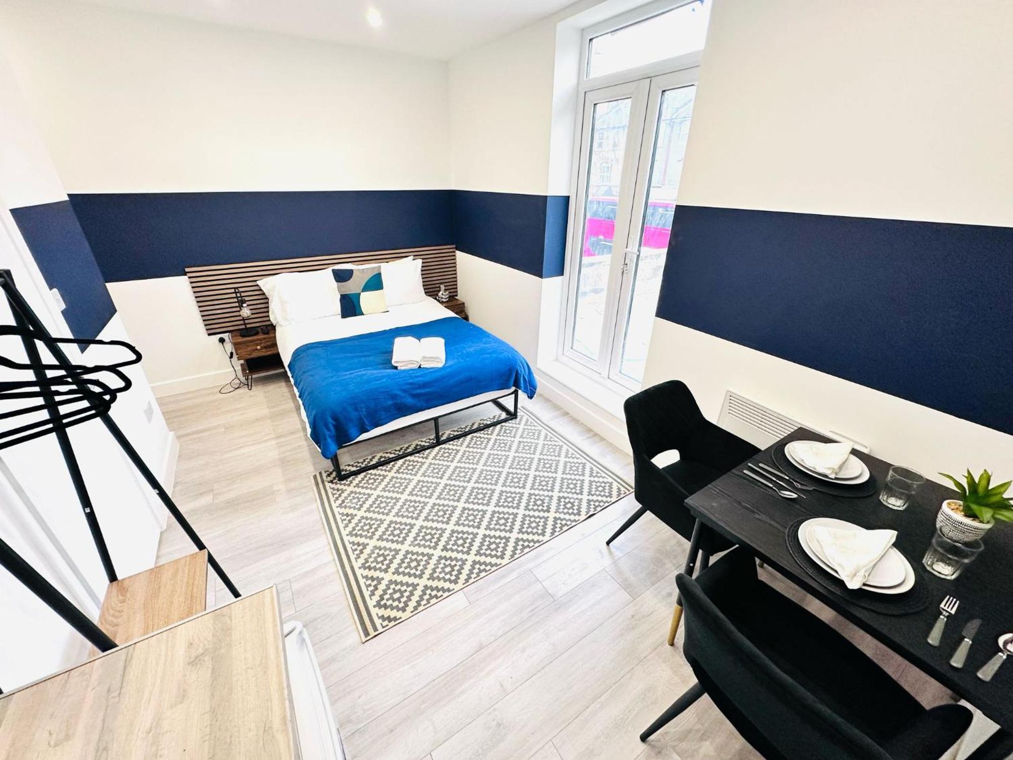 High Standard Central Studios Perfect For Tourists! Лондон Екстер'єр фото