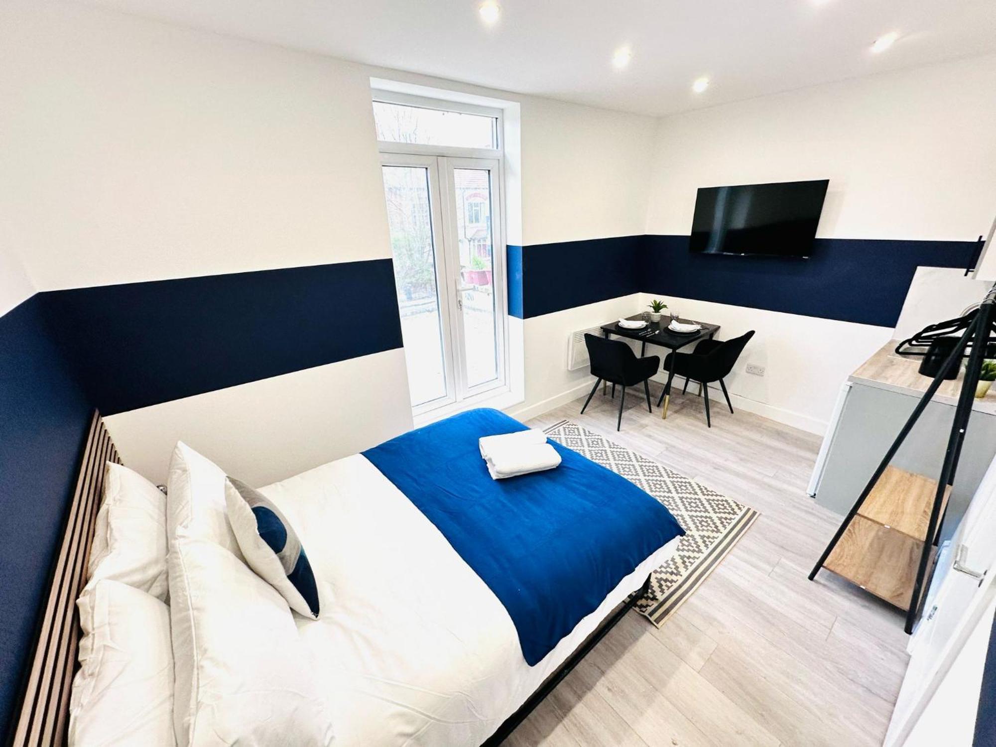 High Standard Central Studios Perfect For Tourists! Лондон Екстер'єр фото