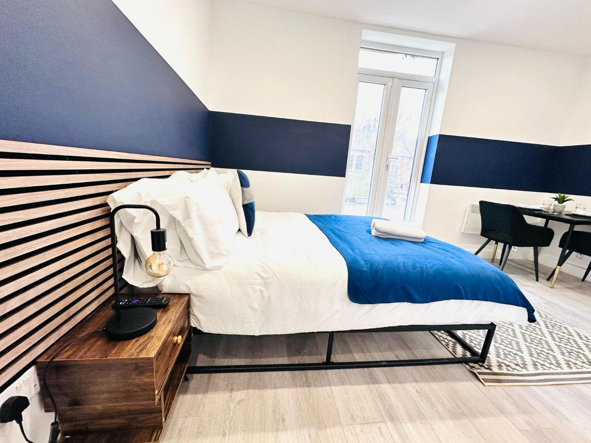 High Standard Central Studios Perfect For Tourists! Лондон Екстер'єр фото