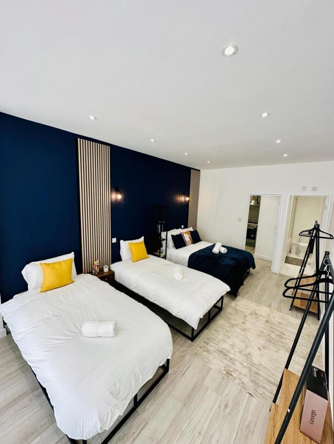 High Standard Central Studios Perfect For Tourists! Лондон Номер фото