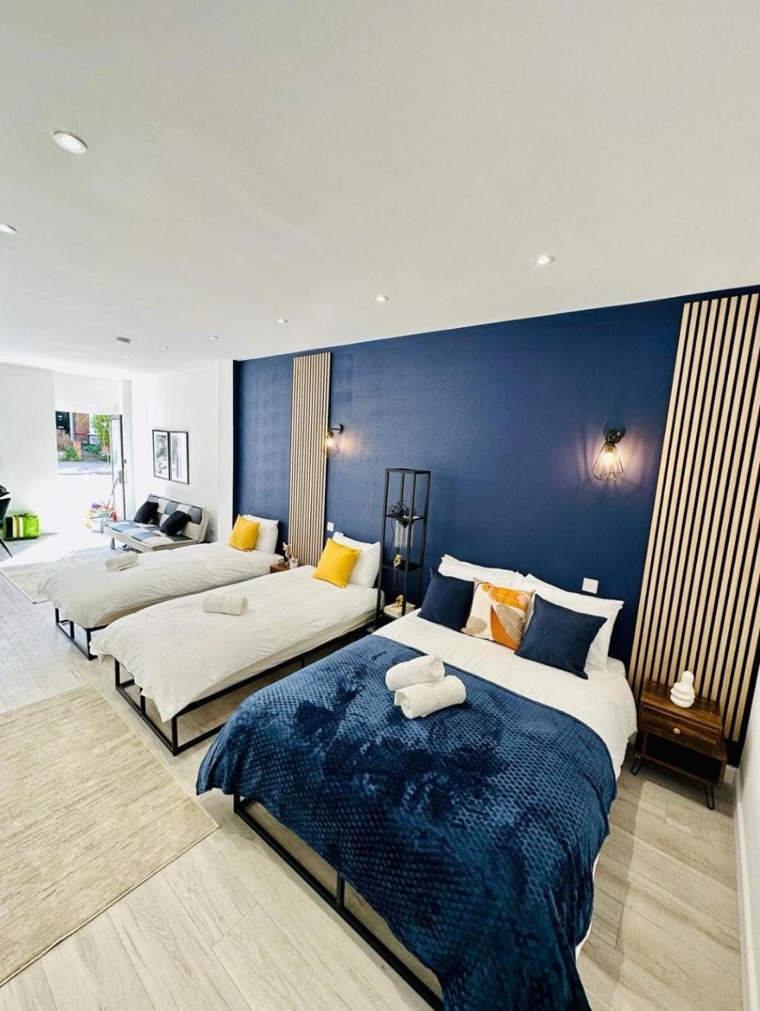 High Standard Central Studios Perfect For Tourists! Лондон Номер фото